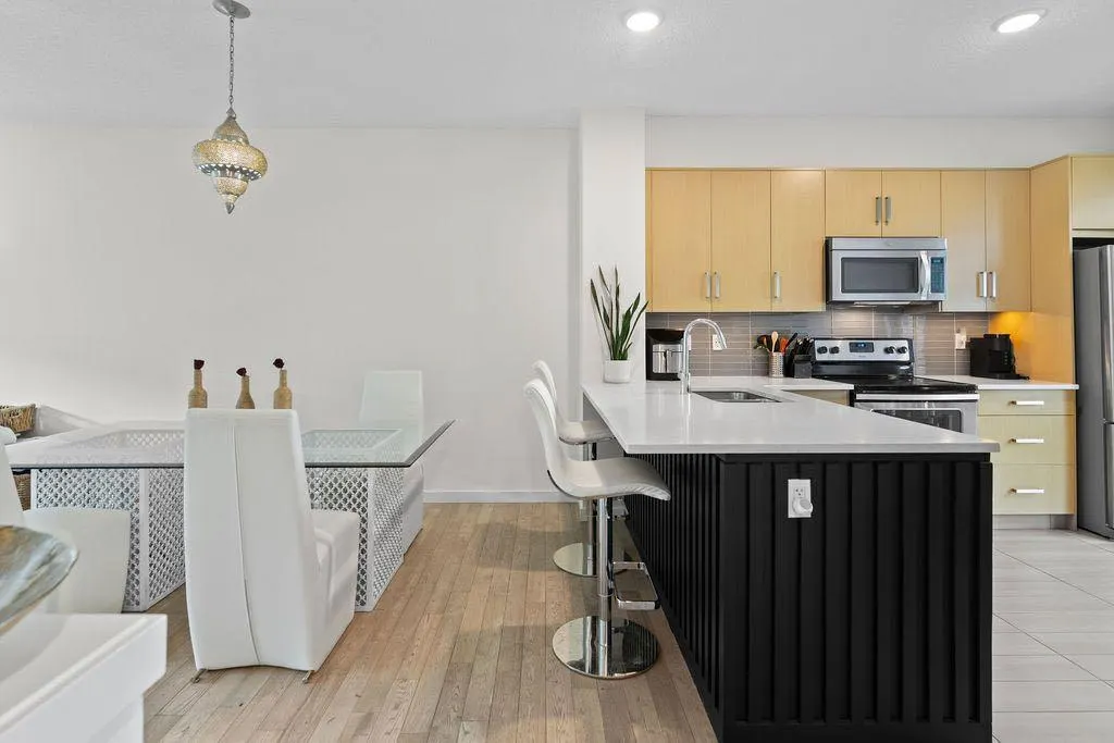56 Walden Walk SE