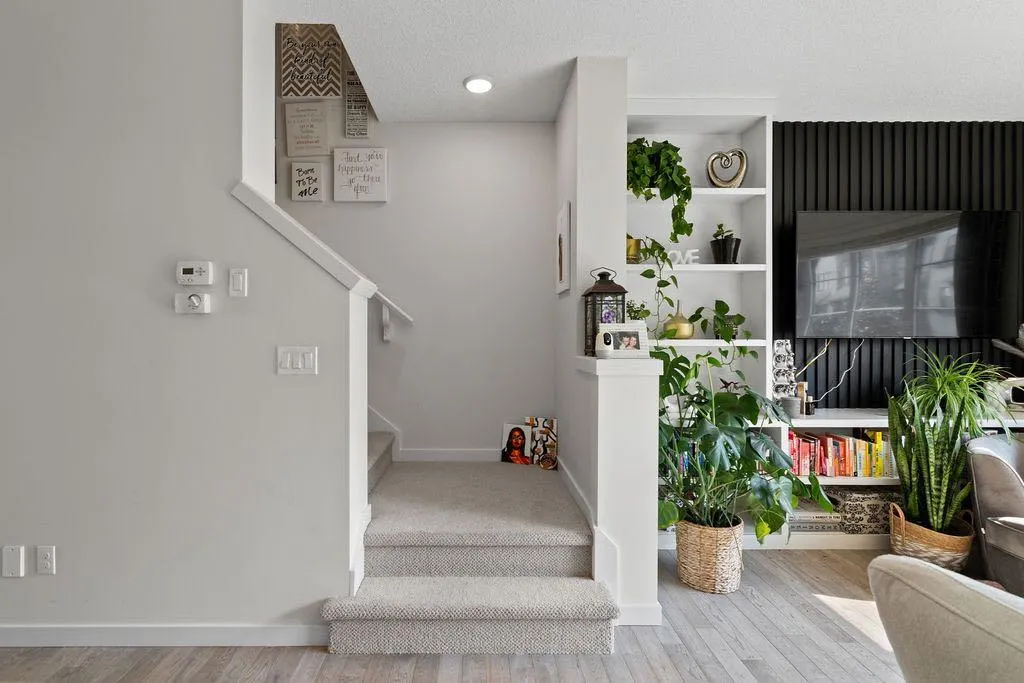56 Walden Walk SE