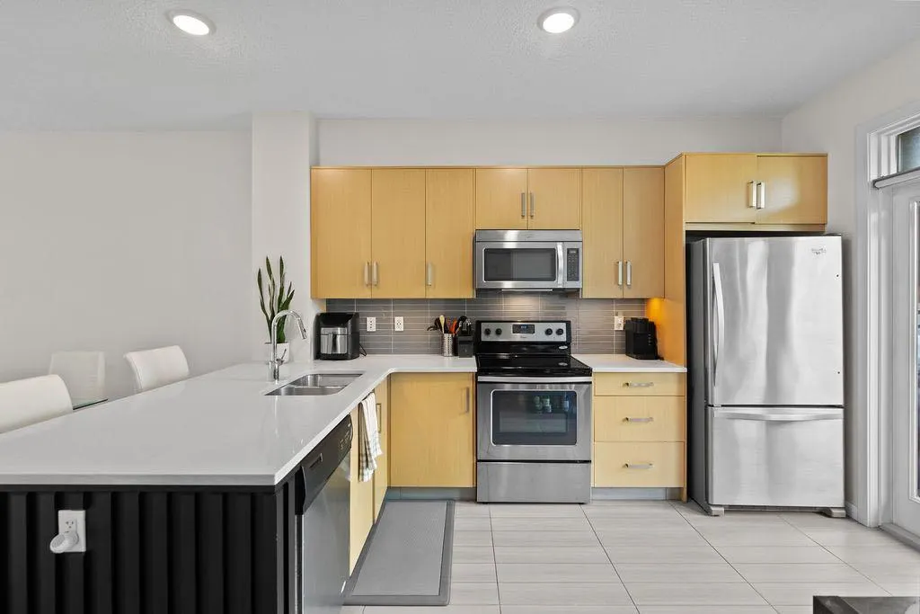 56 Walden Walk SE