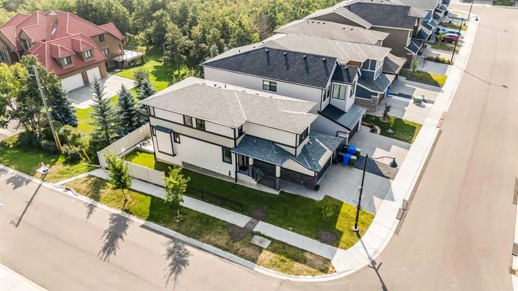 10 West Grove Common SW