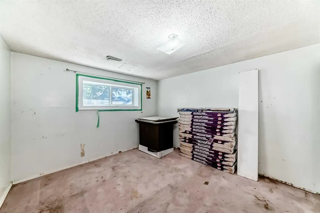 231 Falton Drive NE