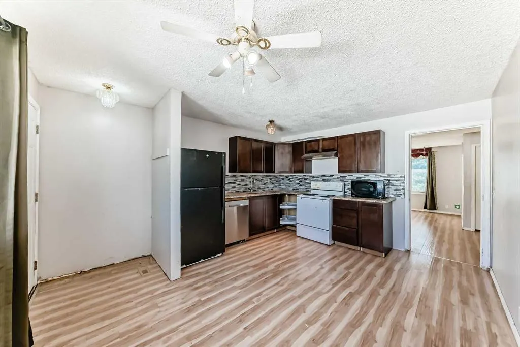 231 Falton Drive NE