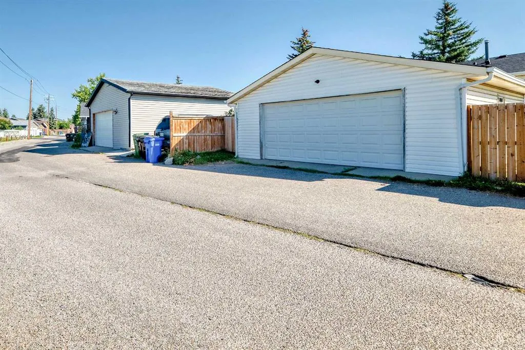 231 Falton Drive NE