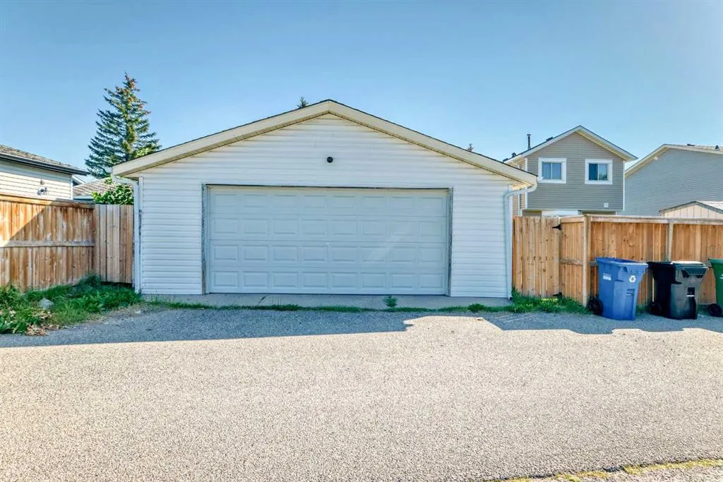 231 Falton Drive NE