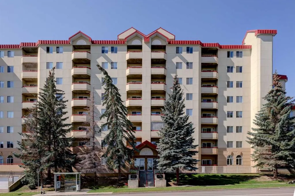 2011 University Drive NW, #403