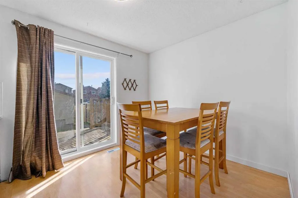 47 Martindale Mews NE