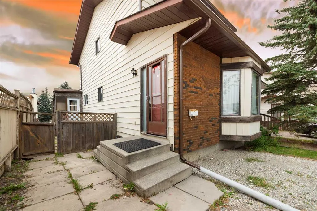 110 39 Street SE