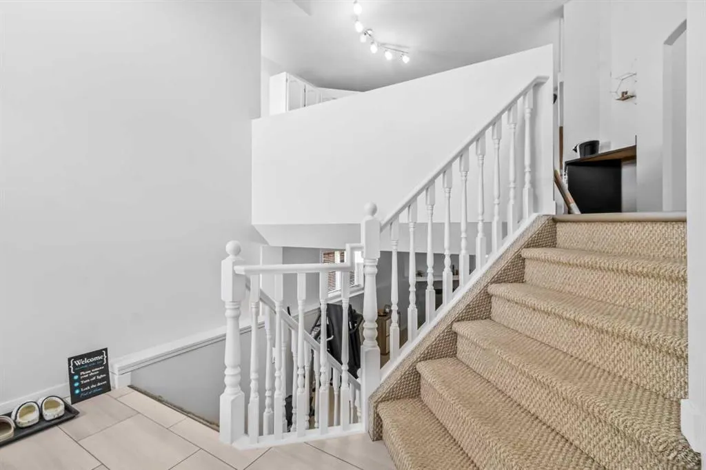 295 Coventry Road NE