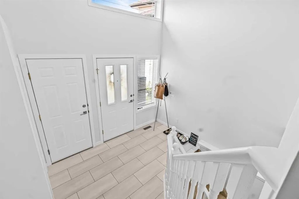 295 Coventry Road NE