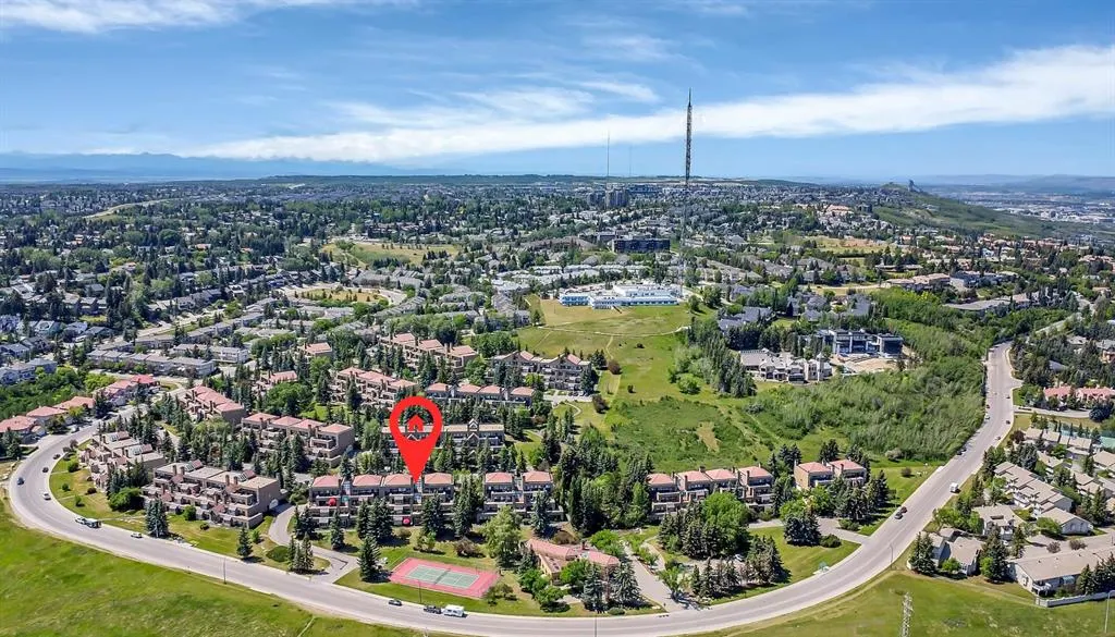 218 Village Terrace SW, #8