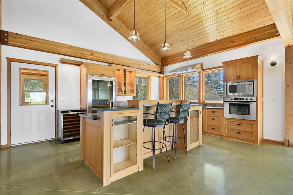 26471 Township Road 382