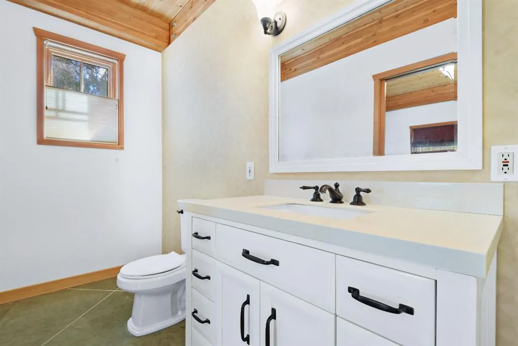 26471 Township Road 382
