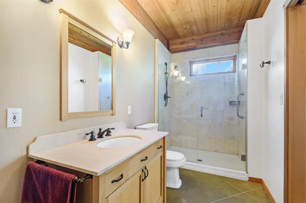 26471 Township Road 382