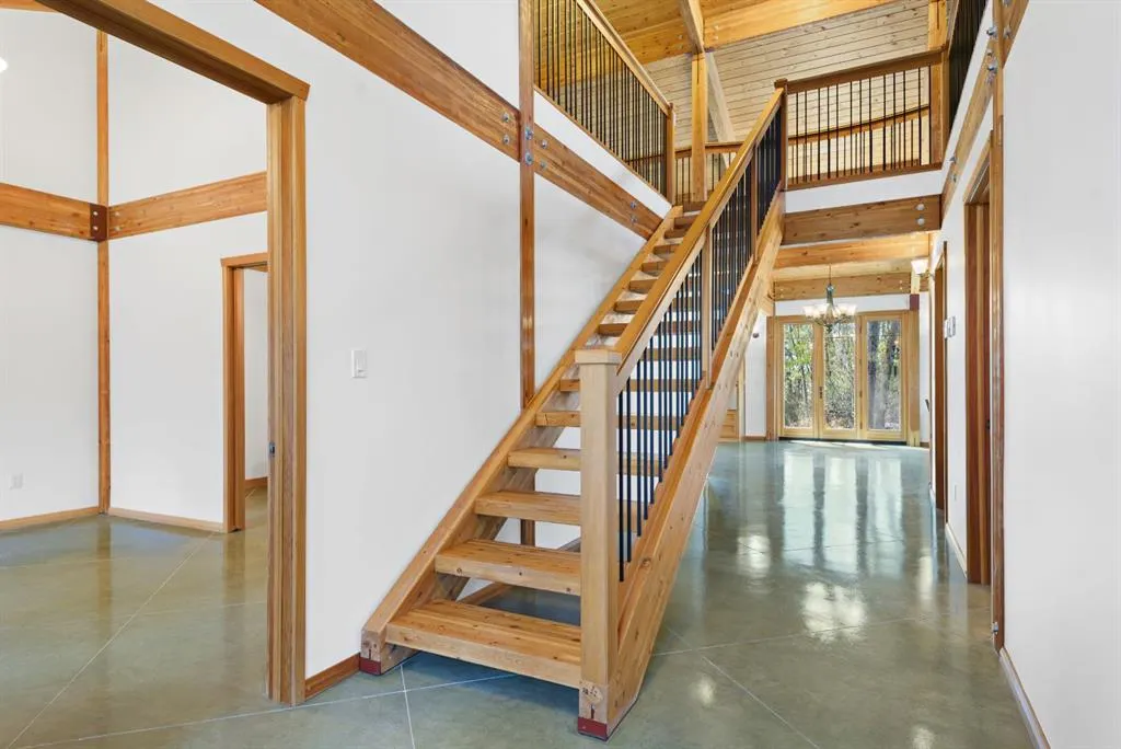 26471 Township Road 382