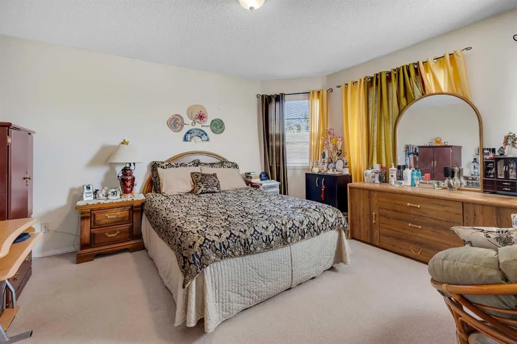 31 Tarington Way NE