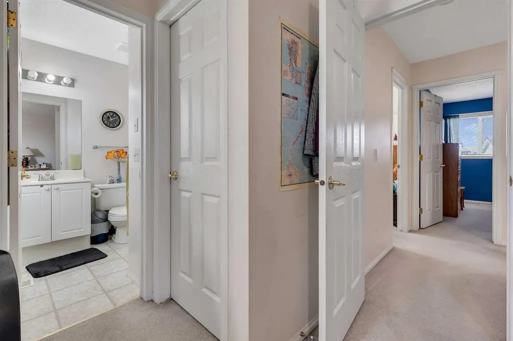 31 Tarington Way NE