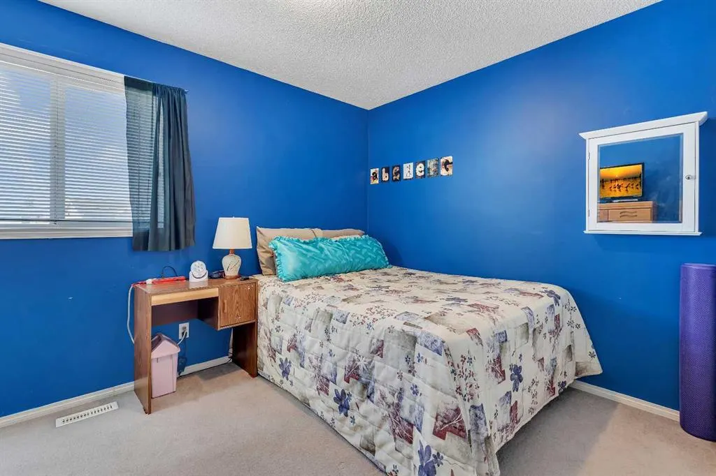 31 Tarington Way NE