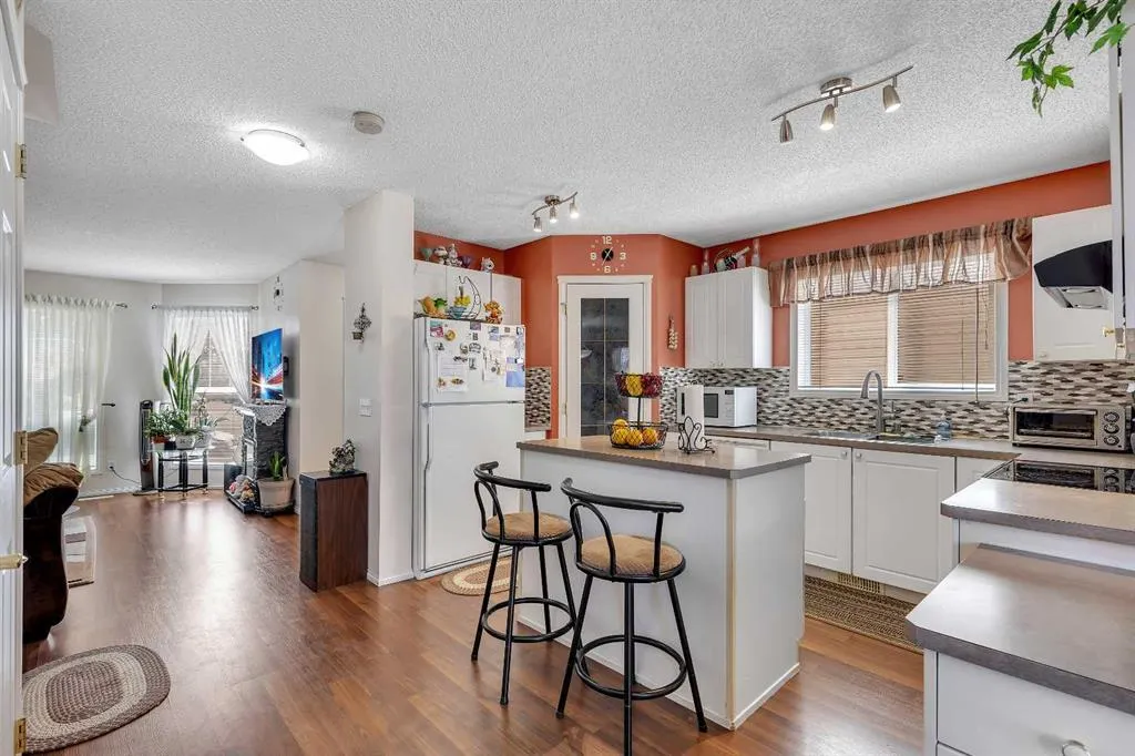 31 Tarington Way NE