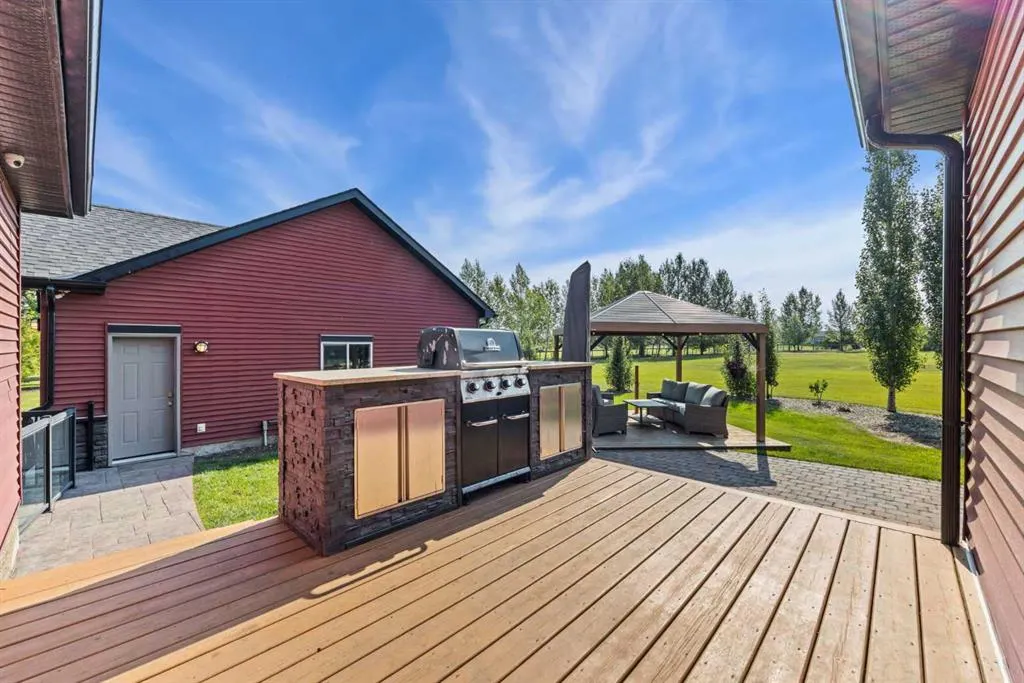 17 Ravencrest Drive