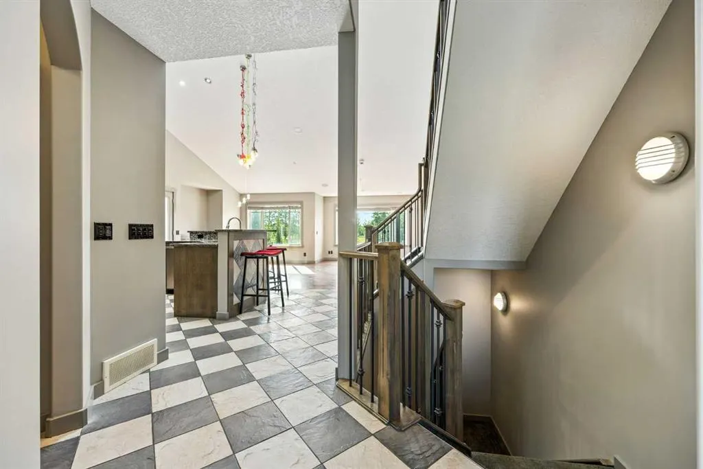 17 Ravencrest Drive