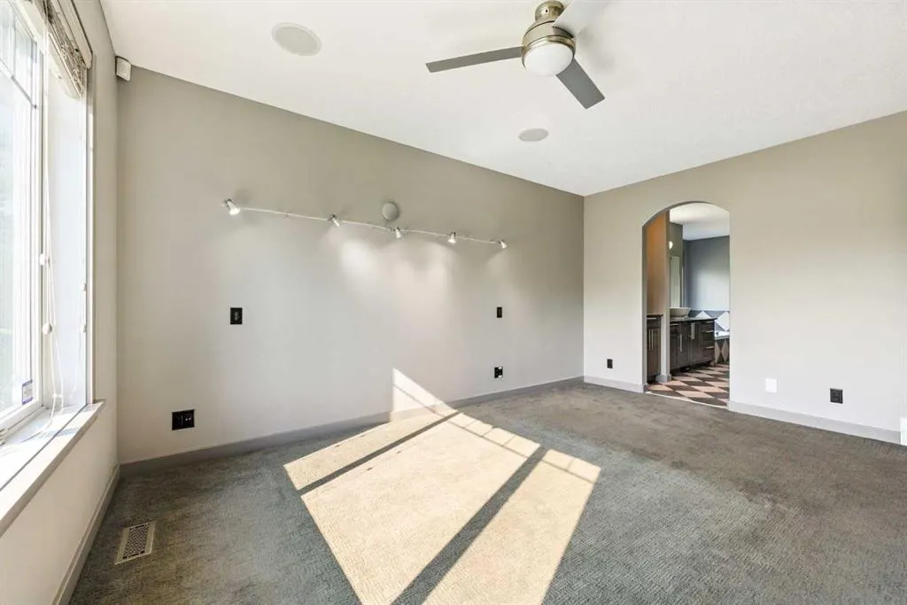 17 Ravencrest Drive