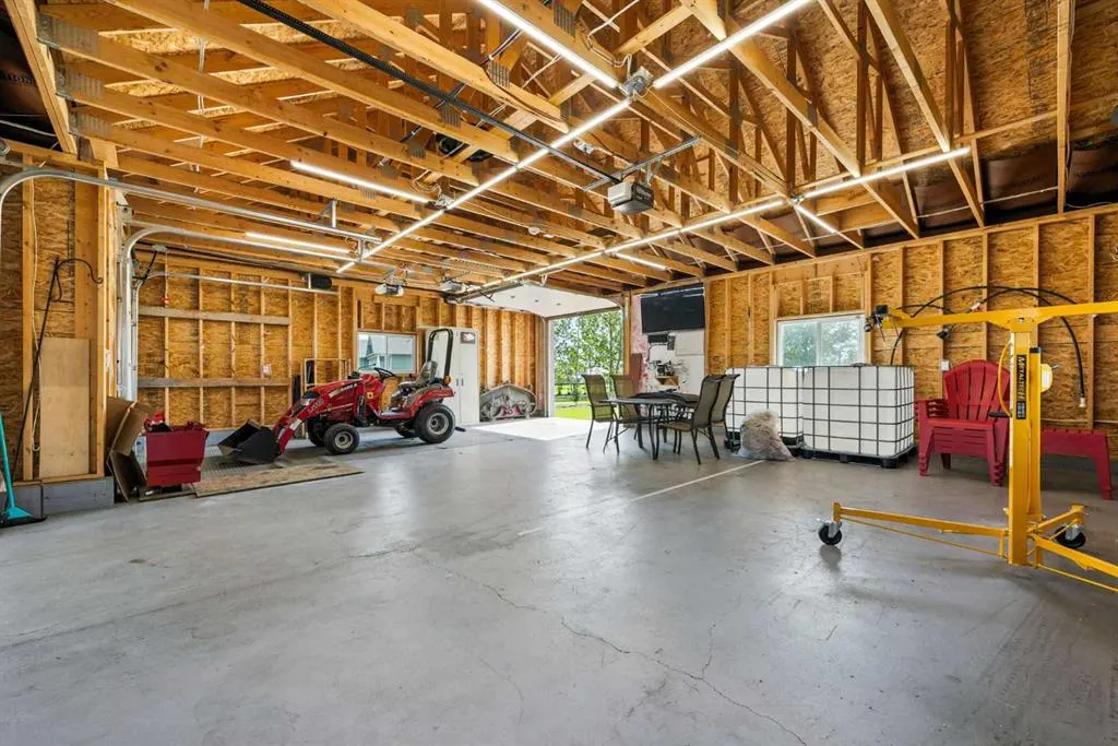 17 Ravencrest Drive