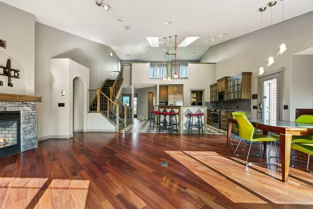 17 Ravencrest Drive