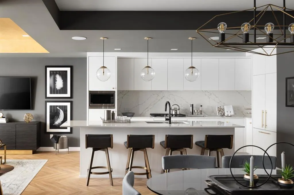 8505 Broadcast Avenue SW, #110