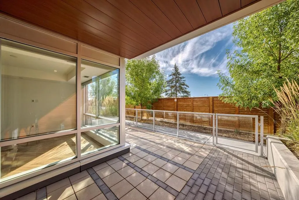 8505 Broadcast Avenue SW, #110