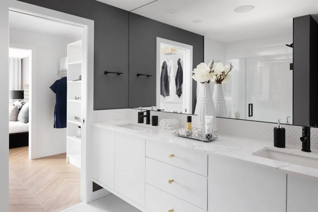 8505 Broadcast Avenue SW, #110