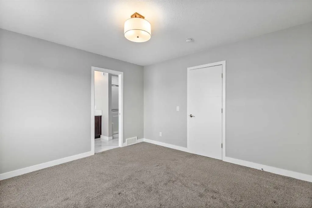 119 Belmont Gardens SW