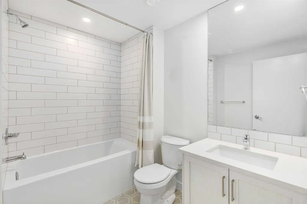 119 Belmont Gardens SW