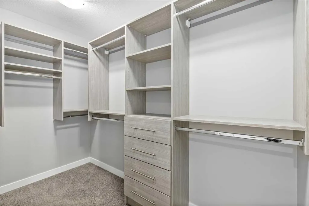 119 Belmont Gardens SW