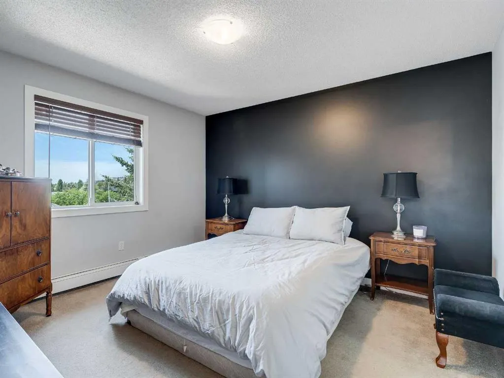 10 Sierra Morena Mews SW, #409