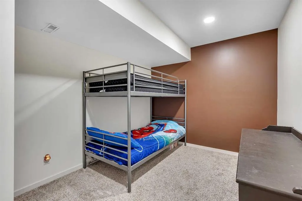 216 Cramond Green SE