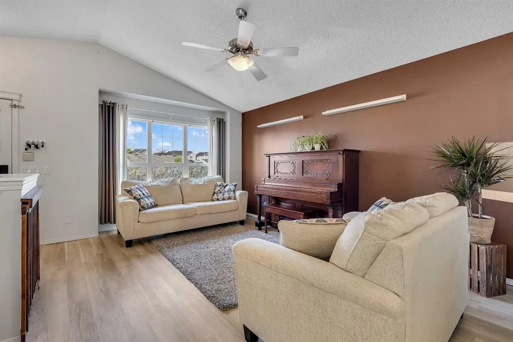 216 Cramond Green SE