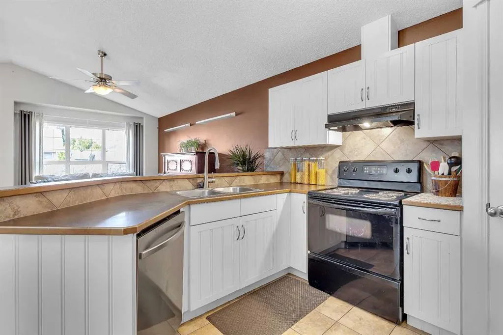 216 Cramond Green SE