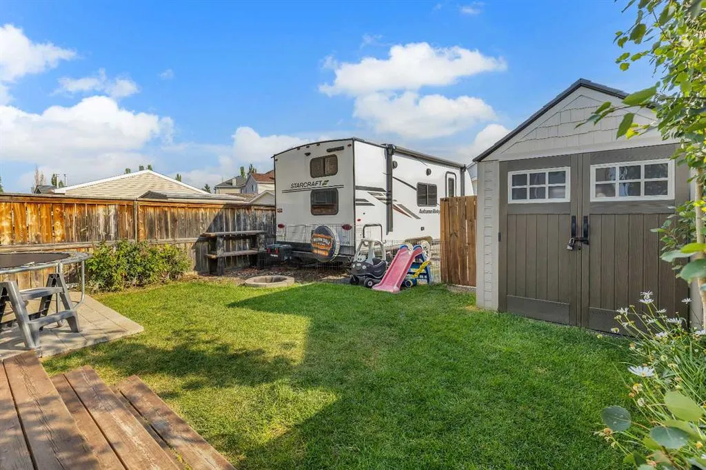 216 Cramond Green SE