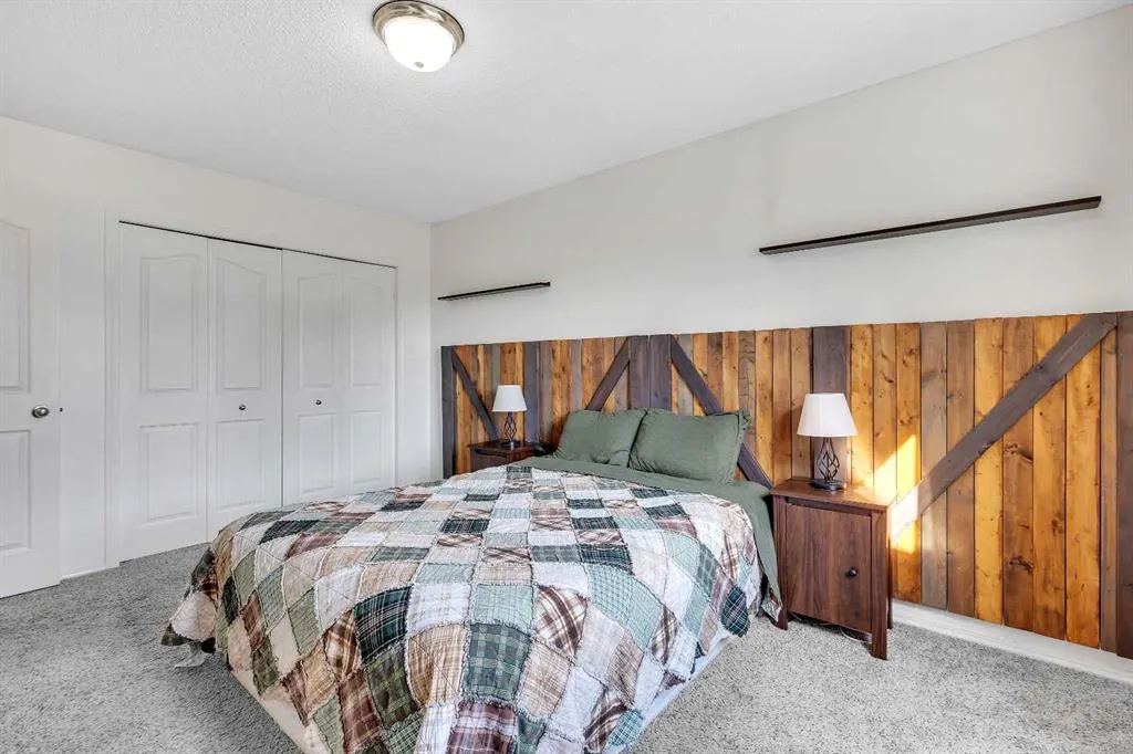 216 Cramond Green SE