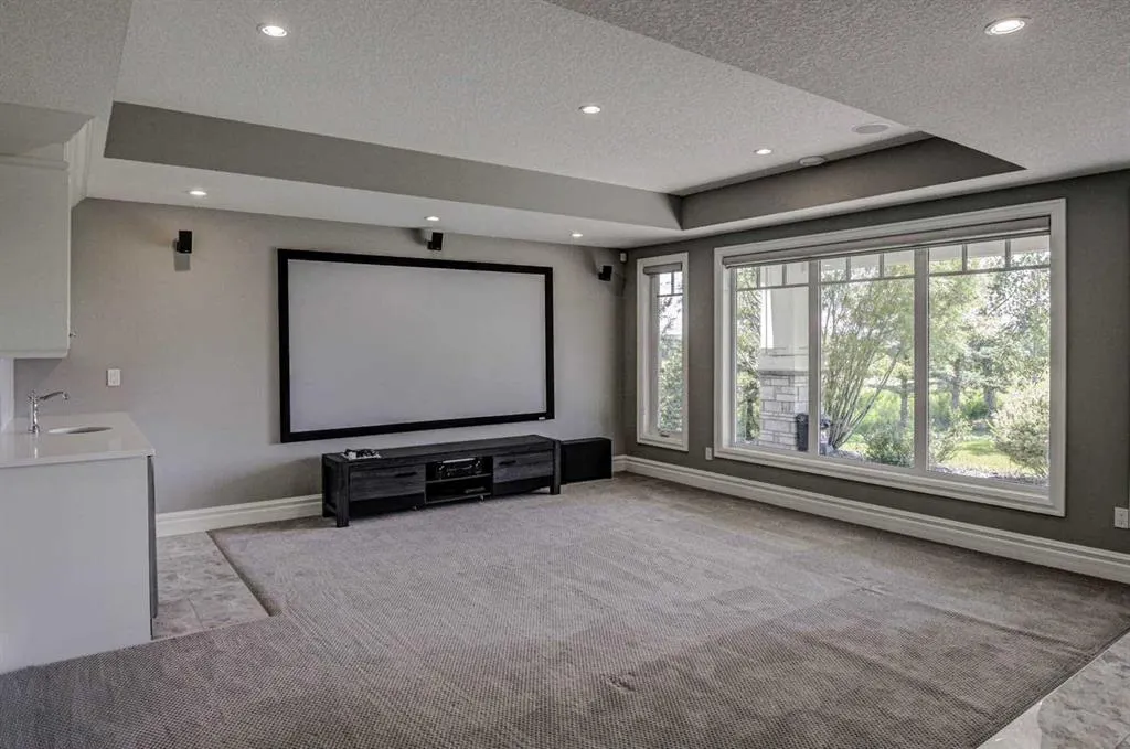 161 Glyde Park