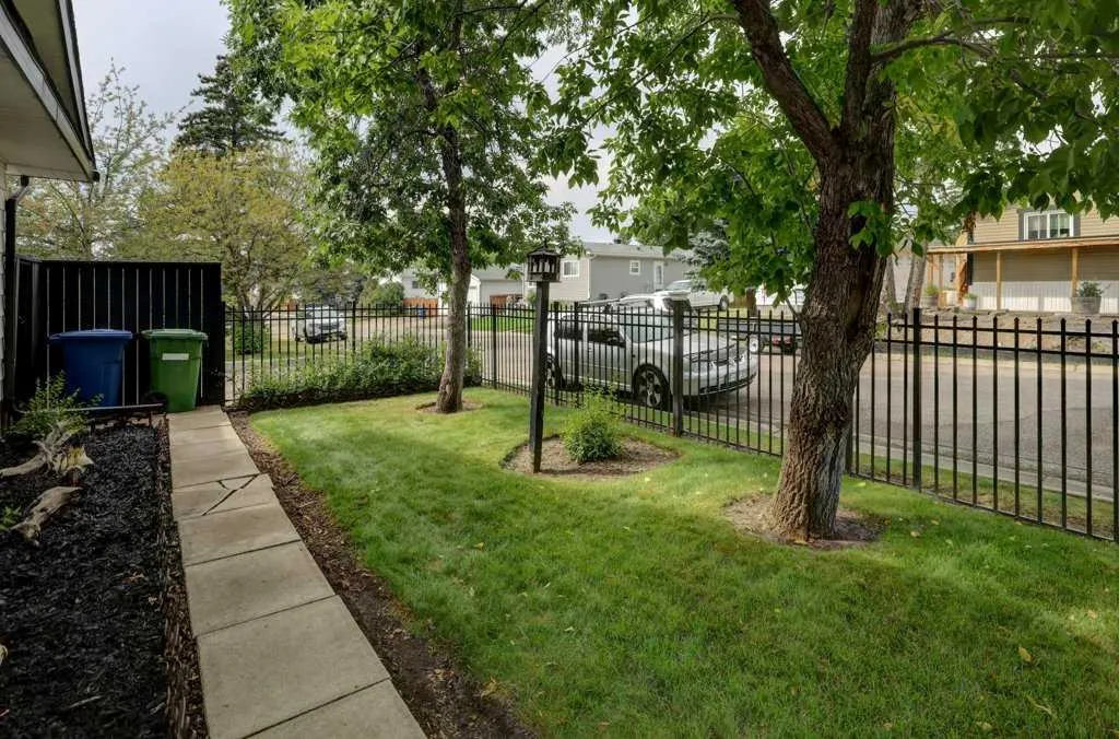 412 Spring Haven Court SE