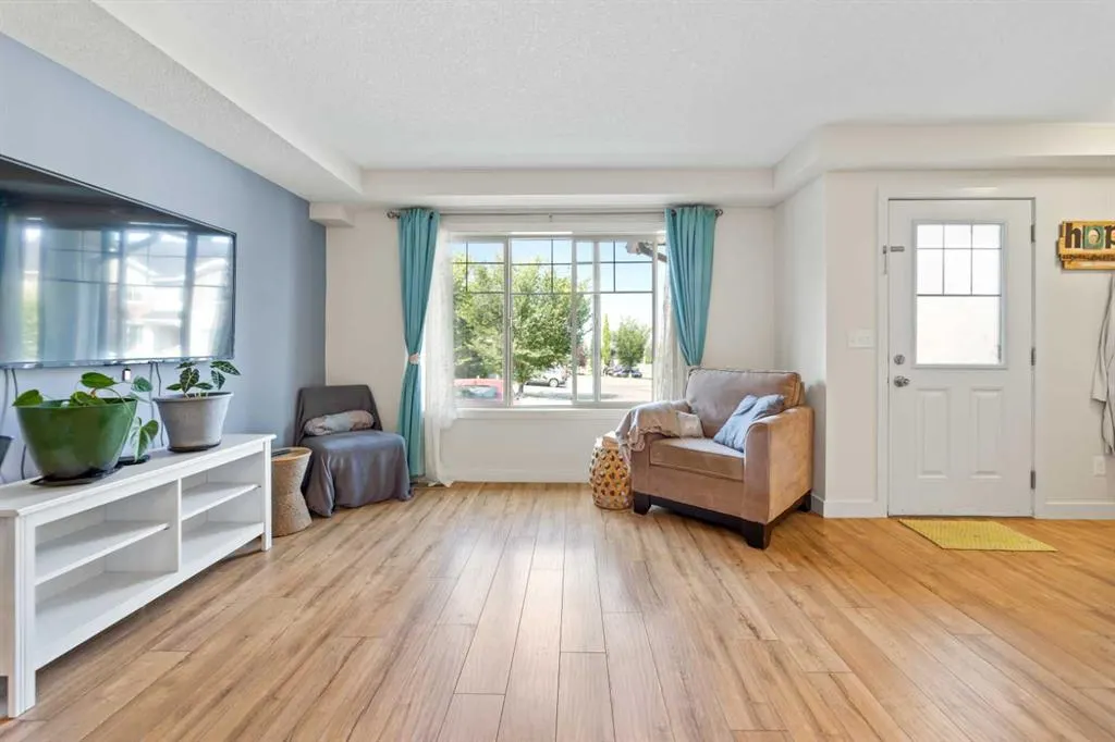 250 Sage Valley Road NW, #103