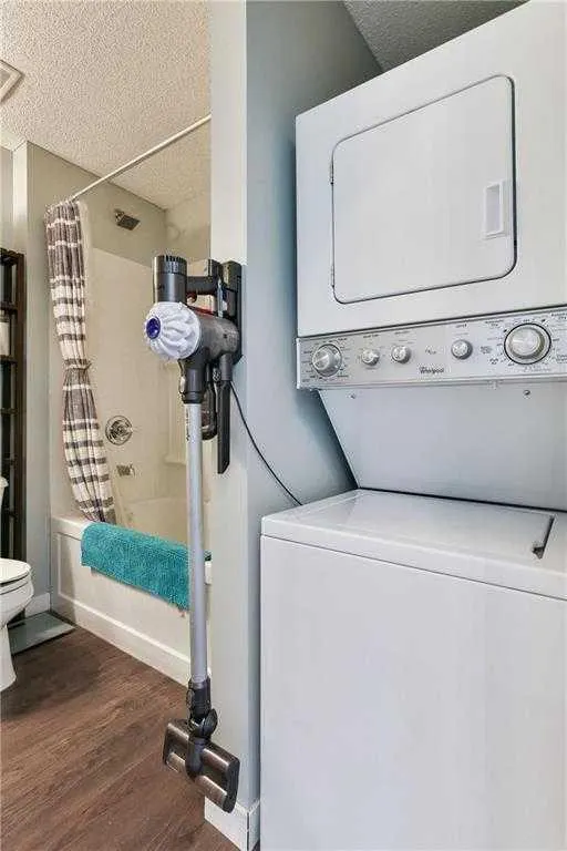 1740 9 Street NW, #402