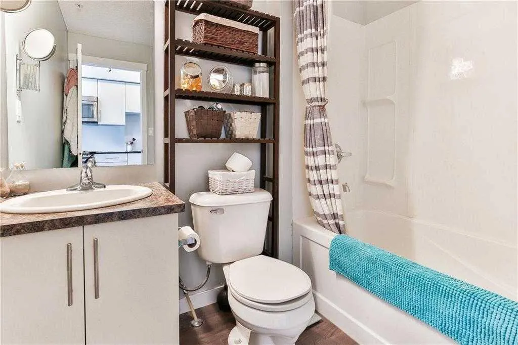 1740 9 Street NW, #402