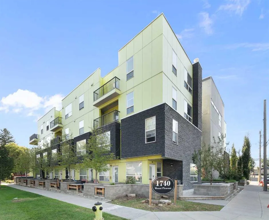 1740 9 Street NW, #402