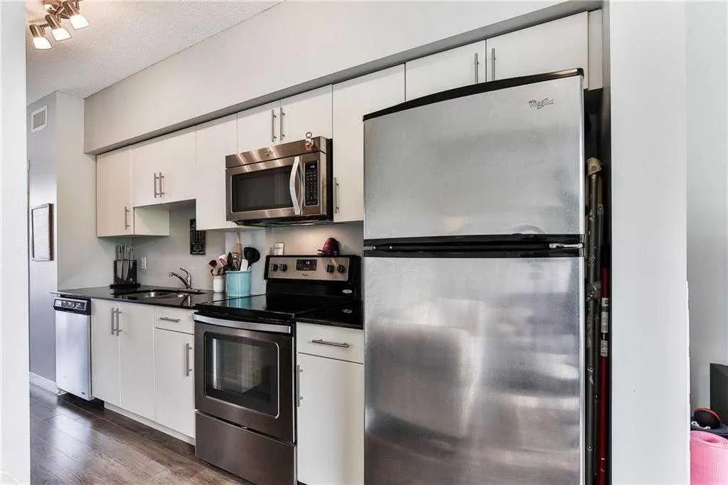 1740 9 Street NW, #402