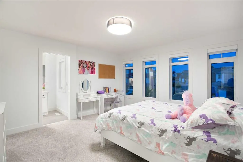 21 Lucas Cove NW