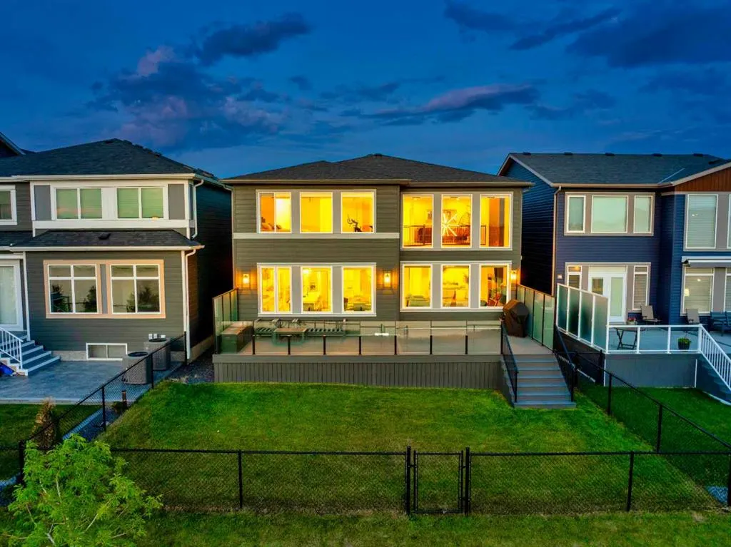 21 Lucas Cove NW