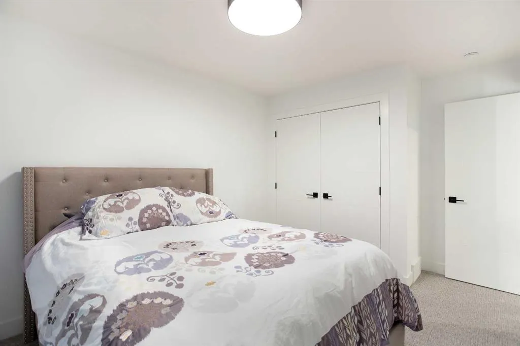 21 Lucas Cove NW