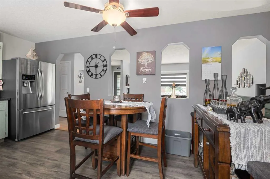 156 Rundlehill Drive NE